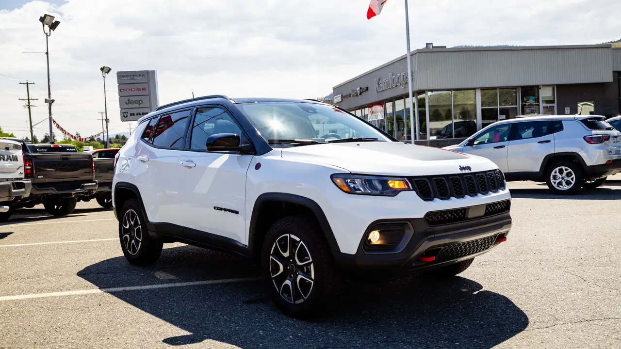 Jeep Compass photo Jeep Compass