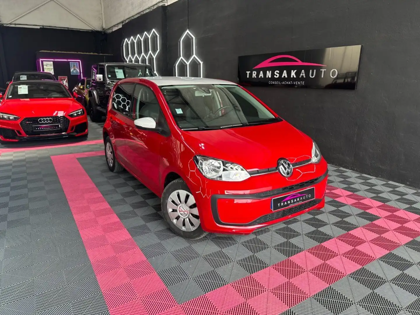 Volkswagen up! Connect 75 ch 1.0 Camera ~ Regulateur ~ Clim ~ 5 P Rouge - 1