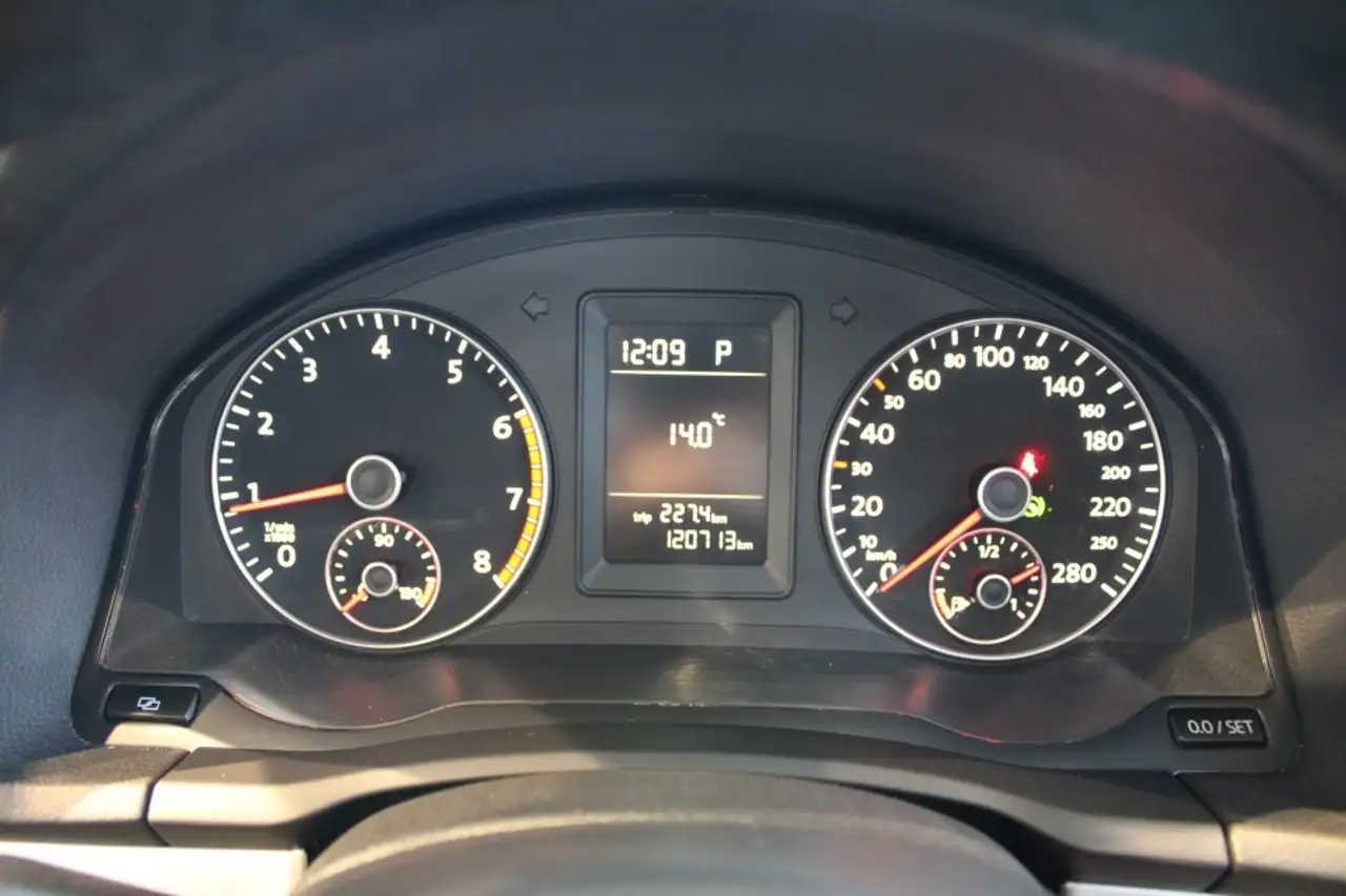 Volkswagen Eos снимка Volkswagen Eos