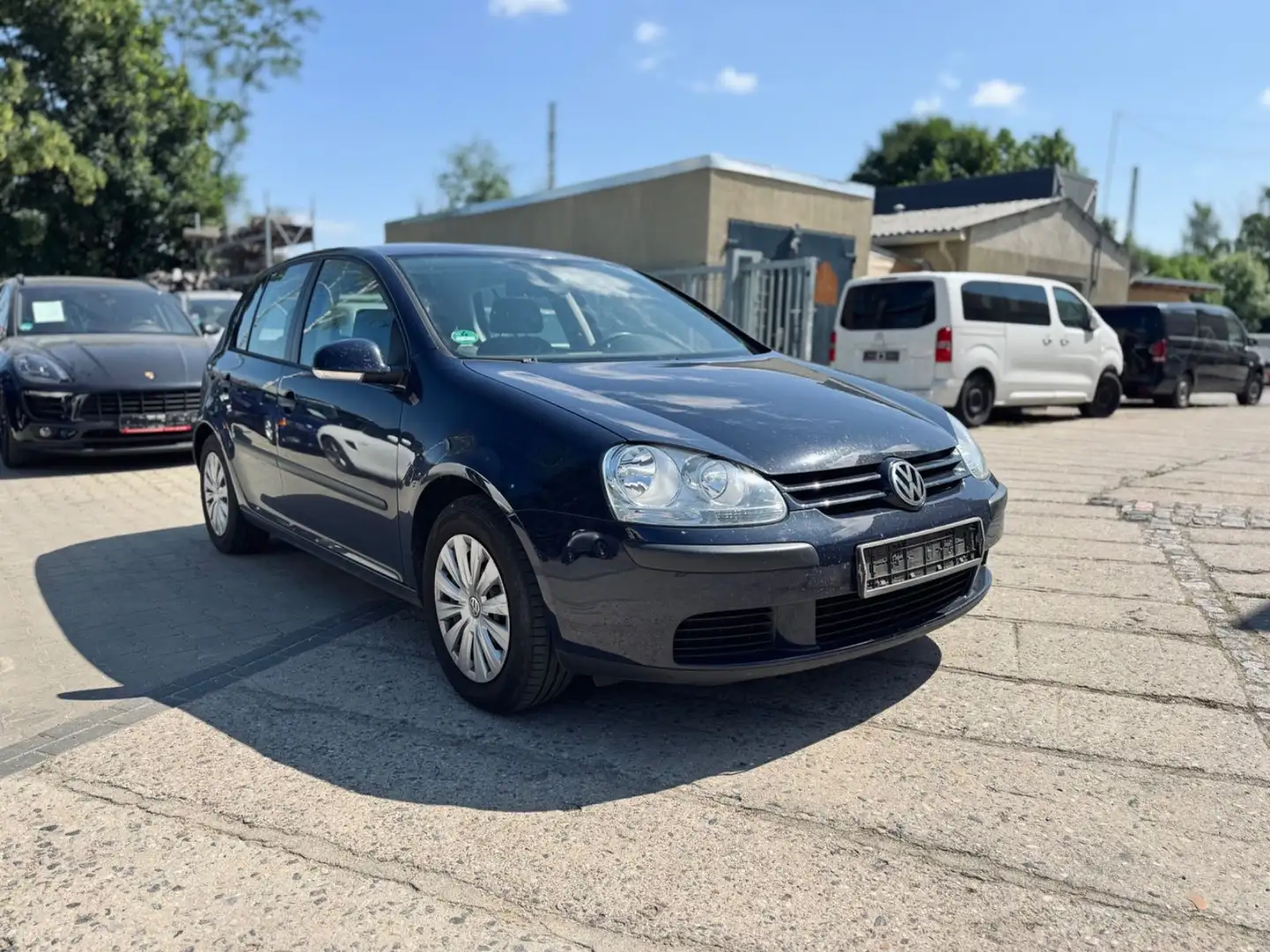 Volkswagen Golf V 1.9 TDI Lim. Bleu - 2