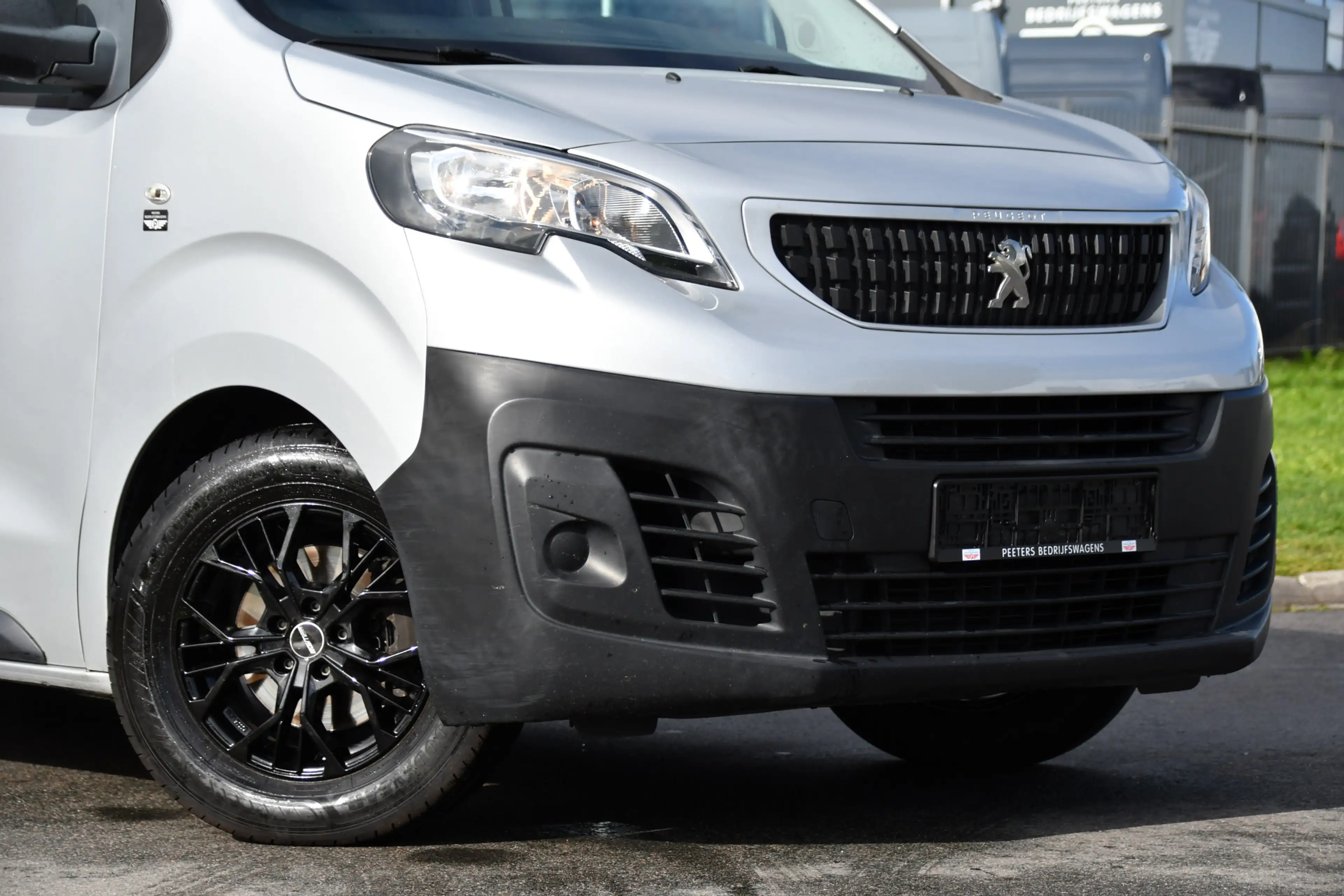 Peugeot Expert 226S 1.6 BlueHDI L2 PB Edition Carplay, Cruise, Se — photo 9