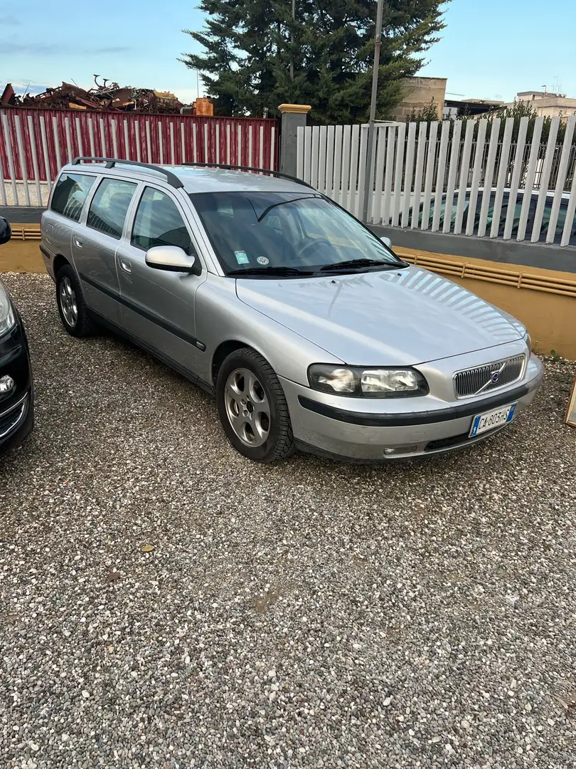 Volvo V70 2.4 d5 - 2