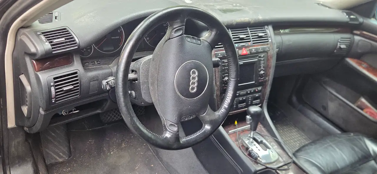 Audi A8 6.0 quattro Langversion, foto 9