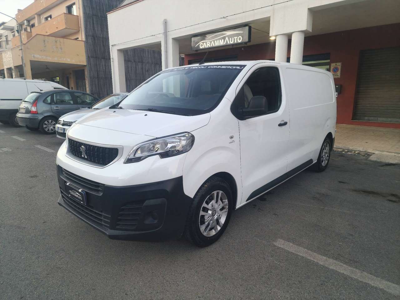 Peugeot Expert Expert 1.5 BlueHdi Standard Pro 120 cv