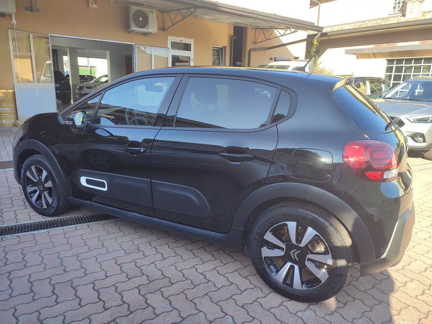 Citroen C3 C3 1.2 puretech Max 110 cv Formula Guida Sicuro ! Nero - 2