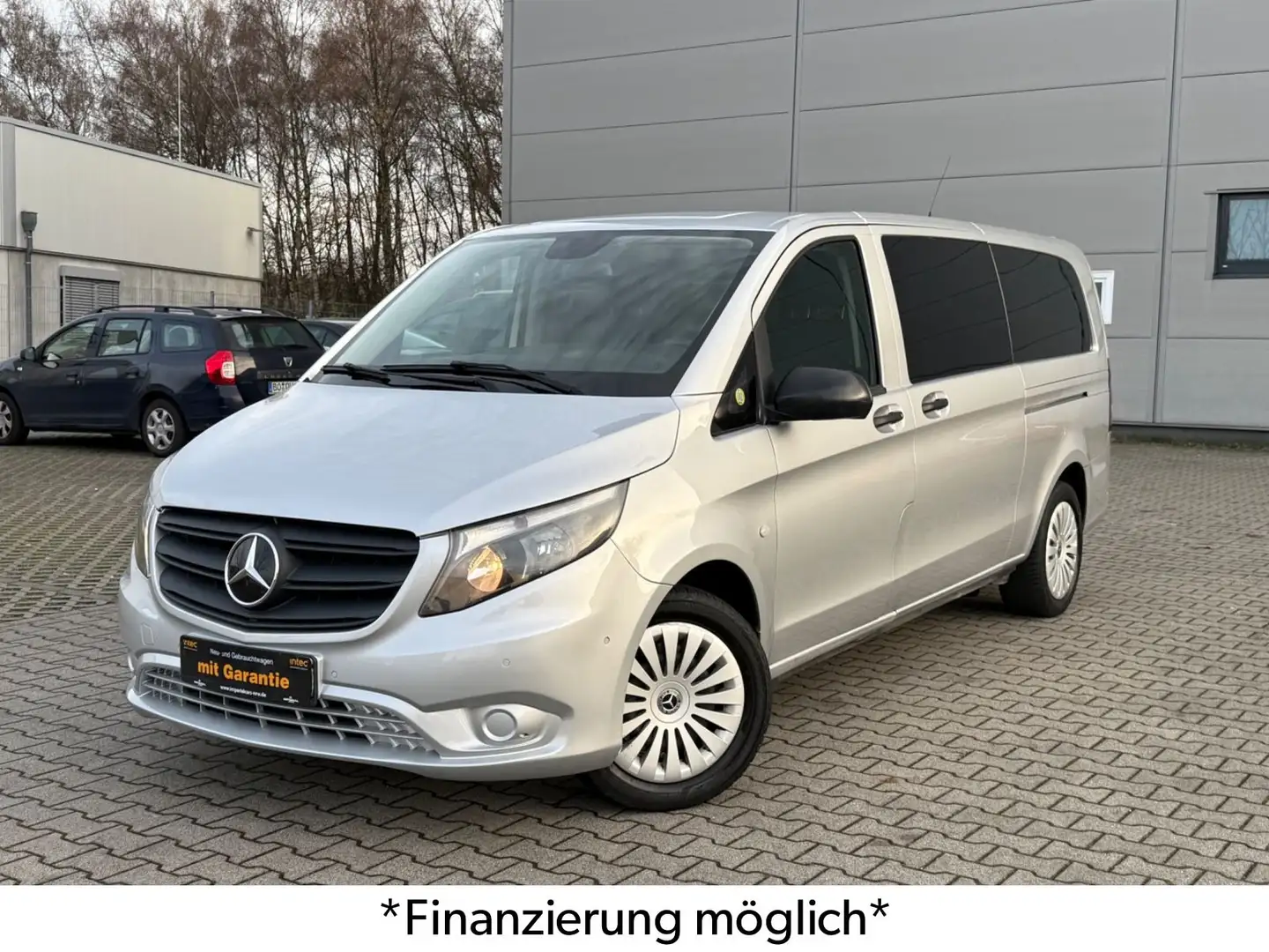 Mercedes-Benz Vito Tourer CDI Pro extralang/9-SITZER/AUTOMATIK Argent - 1