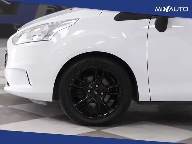 Ford B-Max view 8