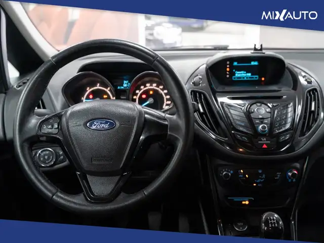 Ford B-Max view 11