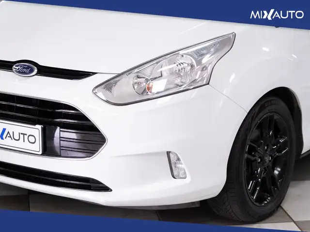 Ford B-Max view 9