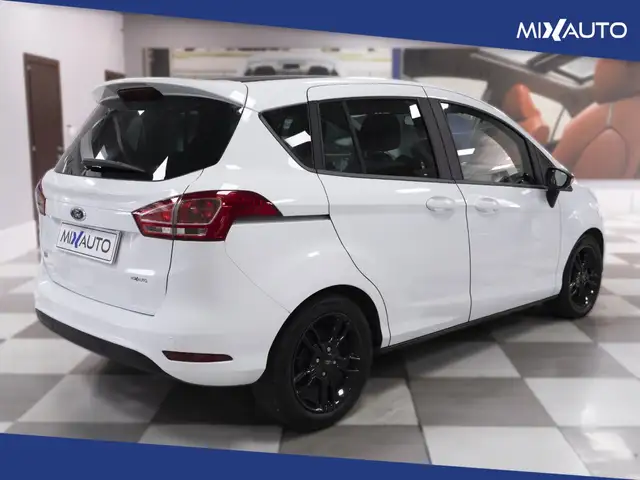Ford B-Max view 5
