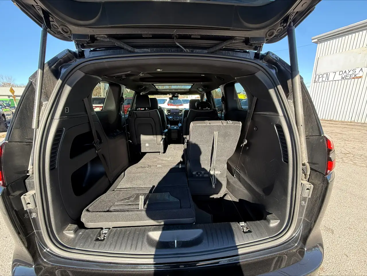 Chrysler Pacifica снимка Chrysler Pacifica