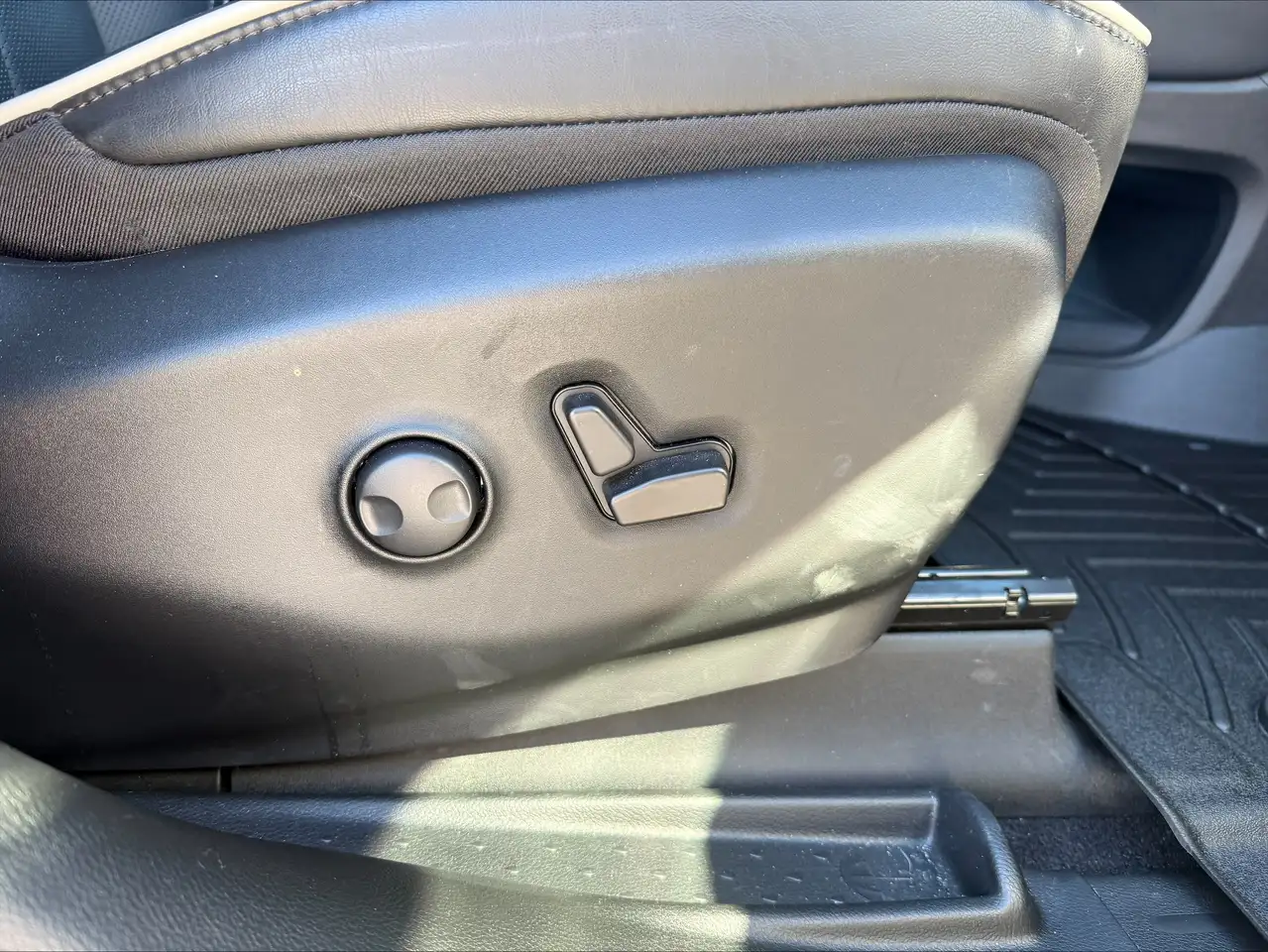 Chrysler Pacifica снимка Chrysler Pacifica