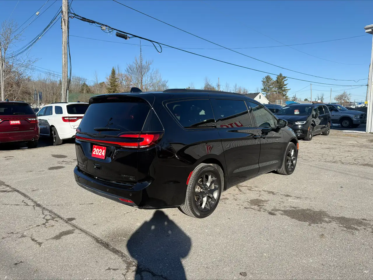 Chrysler Pacifica снимка Chrysler Pacifica