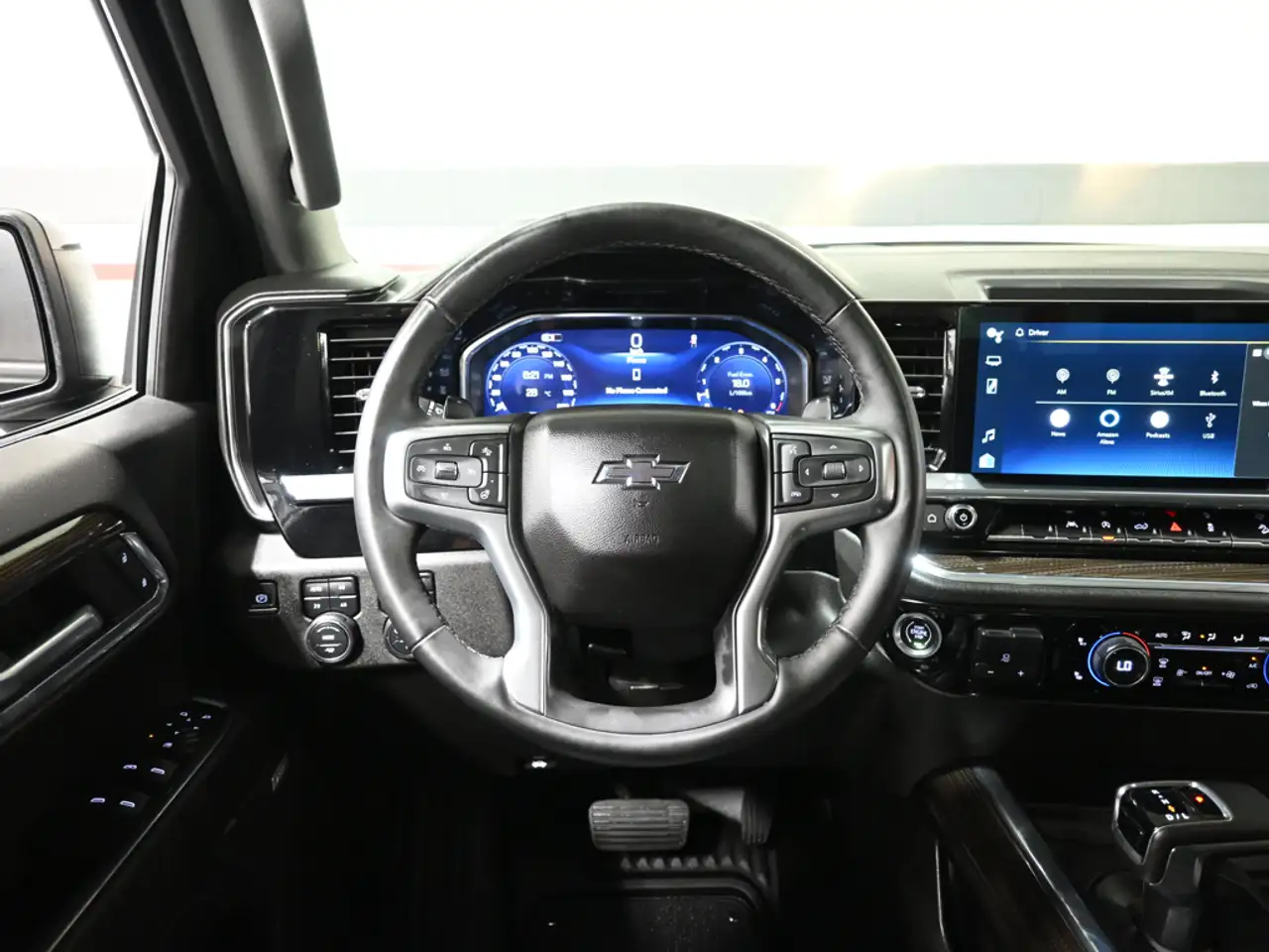 Chevrolet Silverado 1500 снимка Chevrolet Silverado 1500