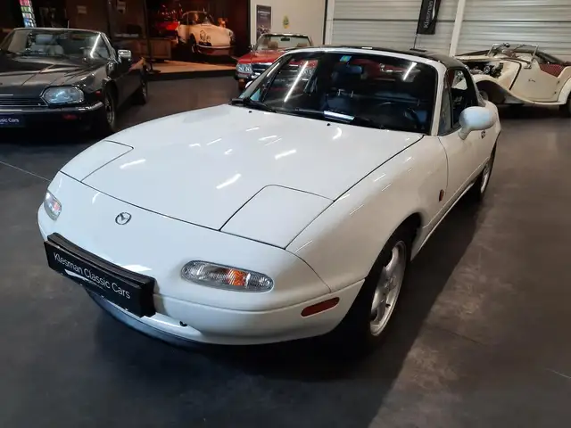Mazda MX-5 1.6i-16V