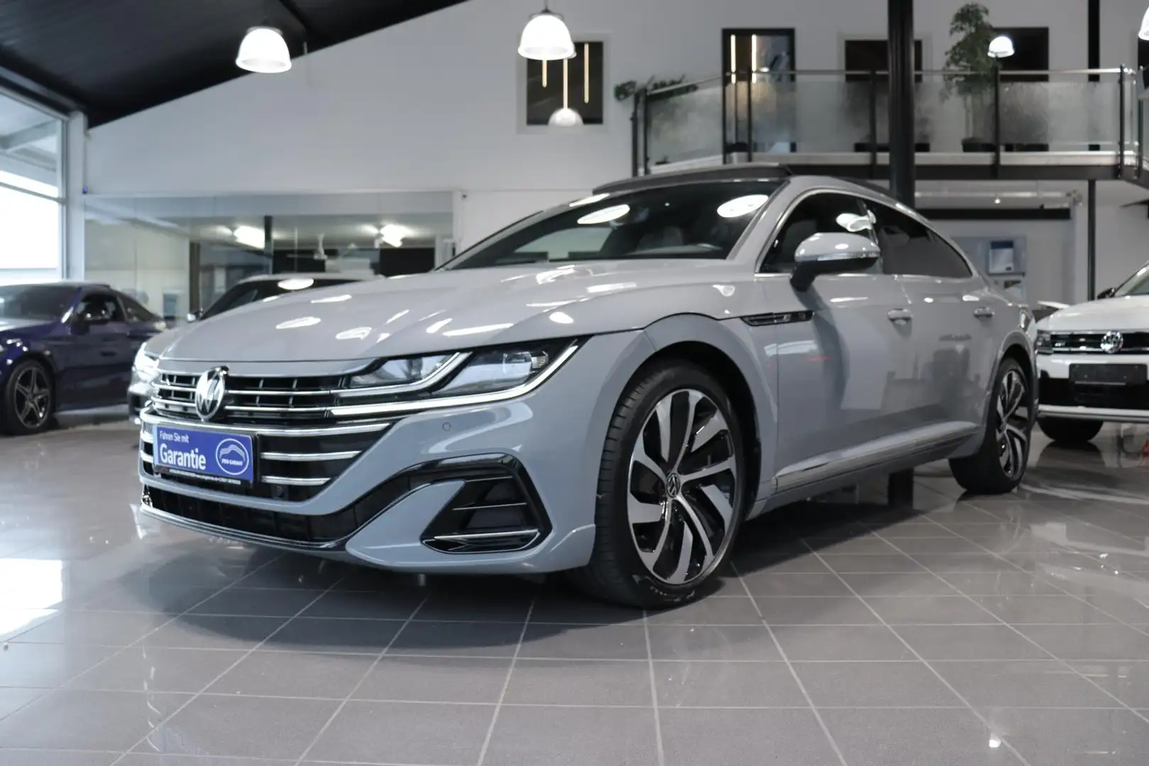 Volkswagen Arteon 2.0 TSI DSG R-LINE *PANO*ACC*NAVI*KEYLESS* Gris - 2