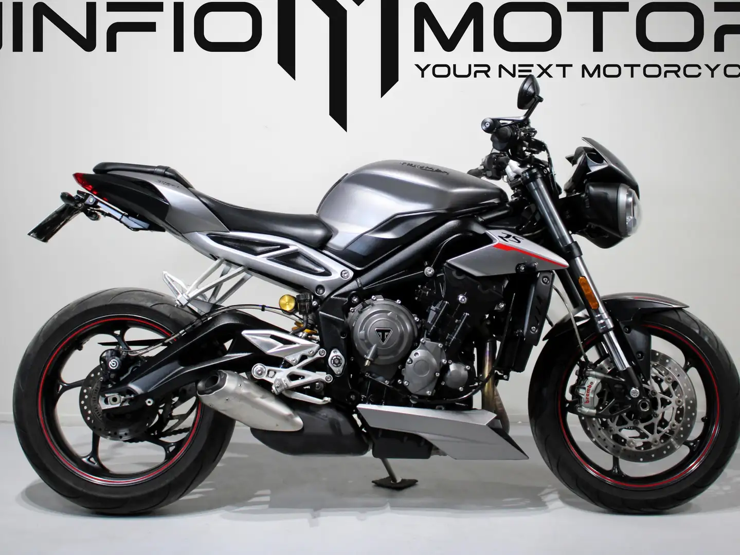 Triumph Street Triple RS - 1