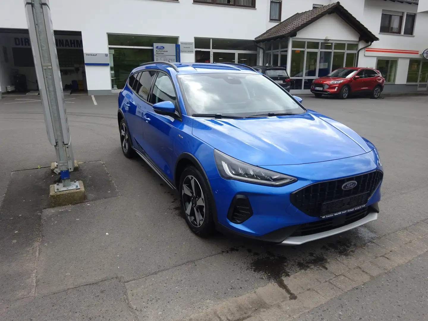 Ford Focus Active X LED Navi Kamera Syn 4 ACC Blau - 2