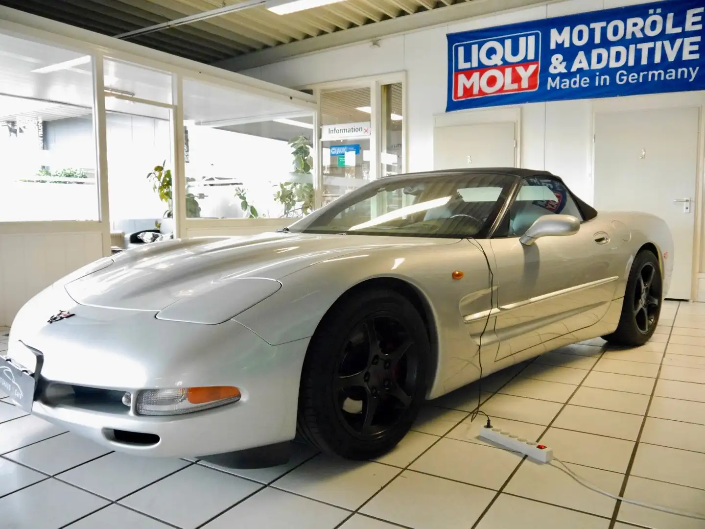 Corvette C5 5.7 Cabrio AT*Leder*Headup*Europa Modell* Plateado - 2