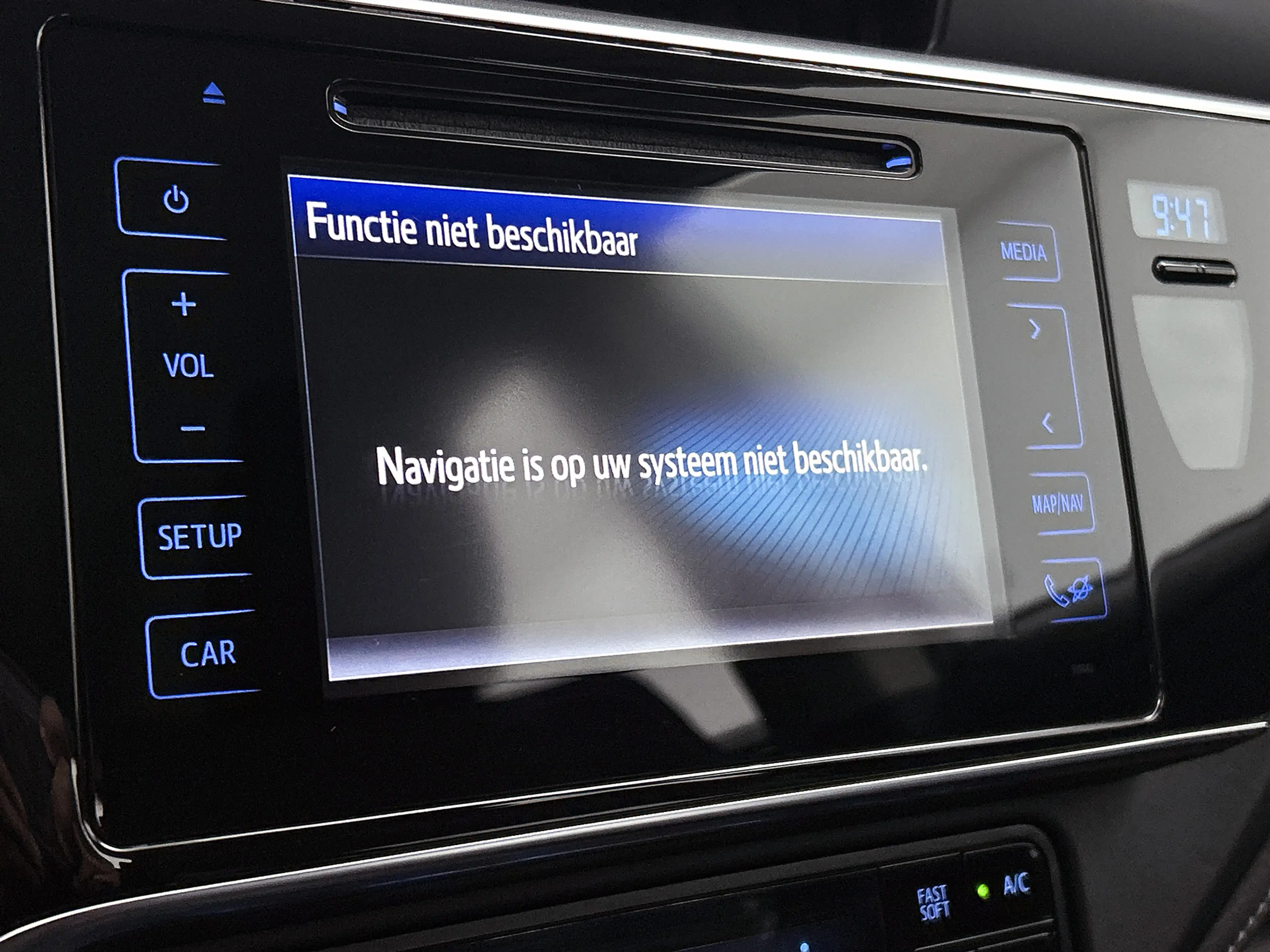 Toyota Auris 1.8 Hybrid Dynamic | Dealer onderhouden | Trekhaak — photo 10
