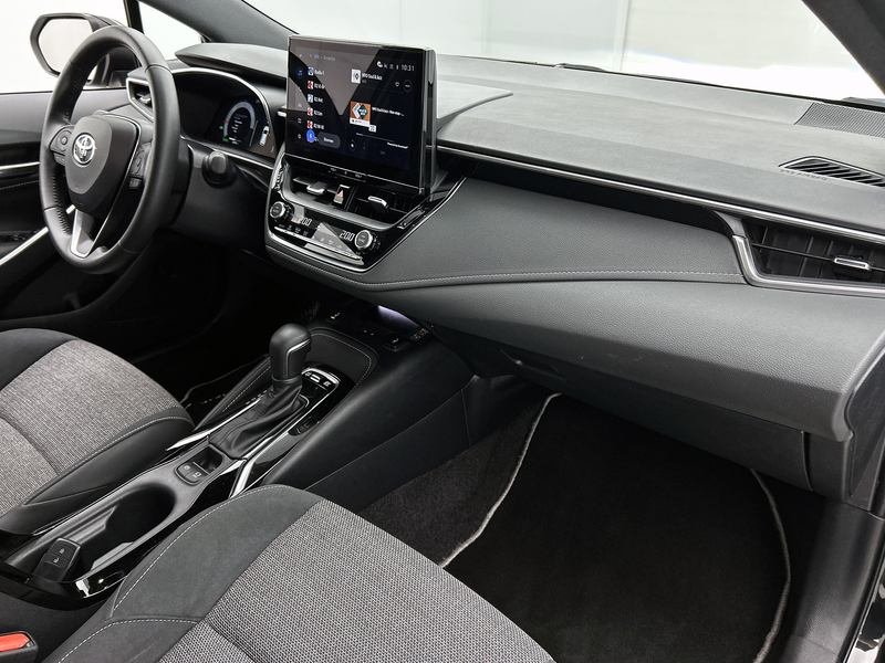 Toyota Corolla Touring Sports Hybrid 140 Dynamic | NL-Auto | Park — photo 6