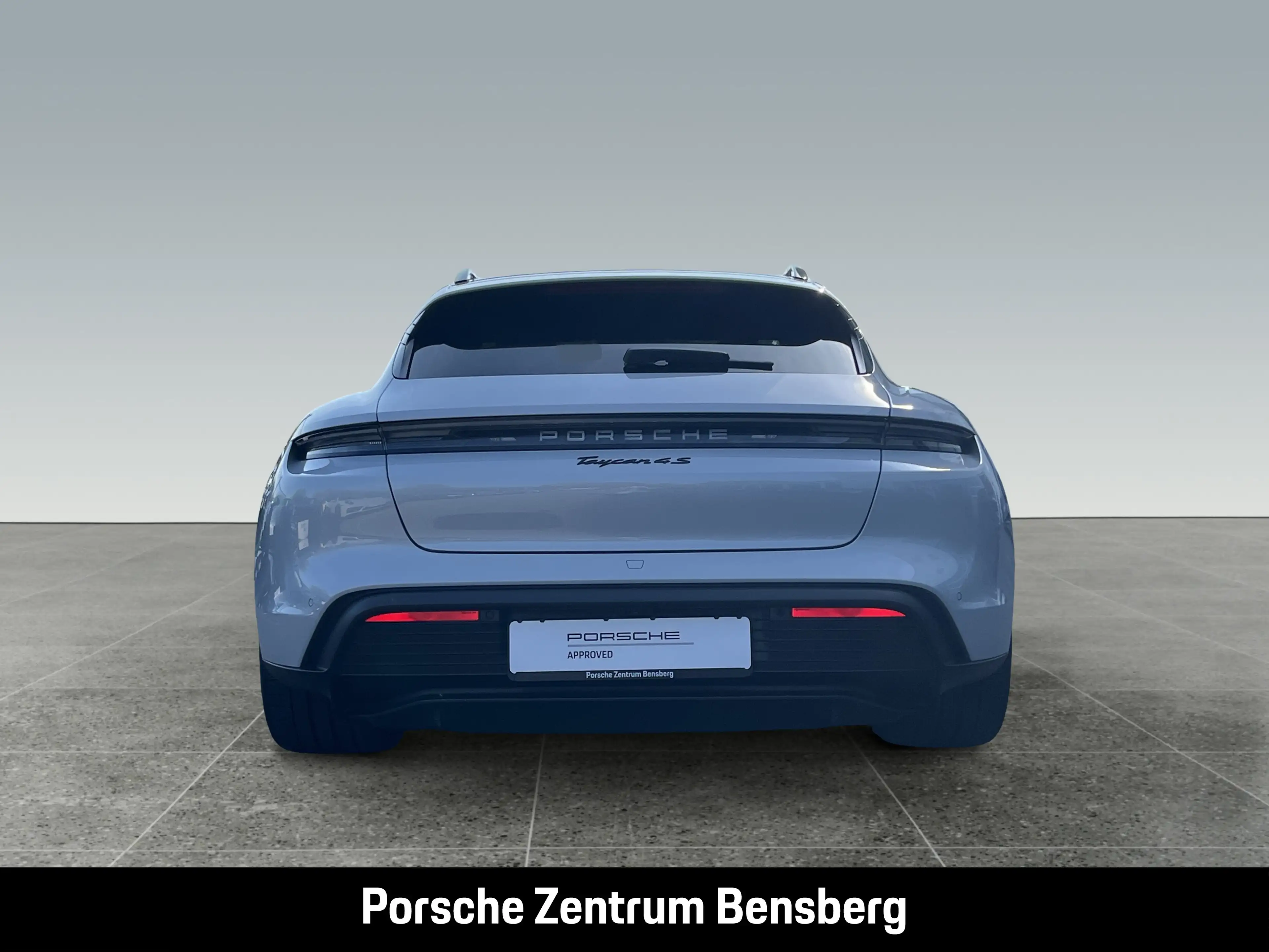 Porsche Taycan 4S Sport Turismo — photo 8