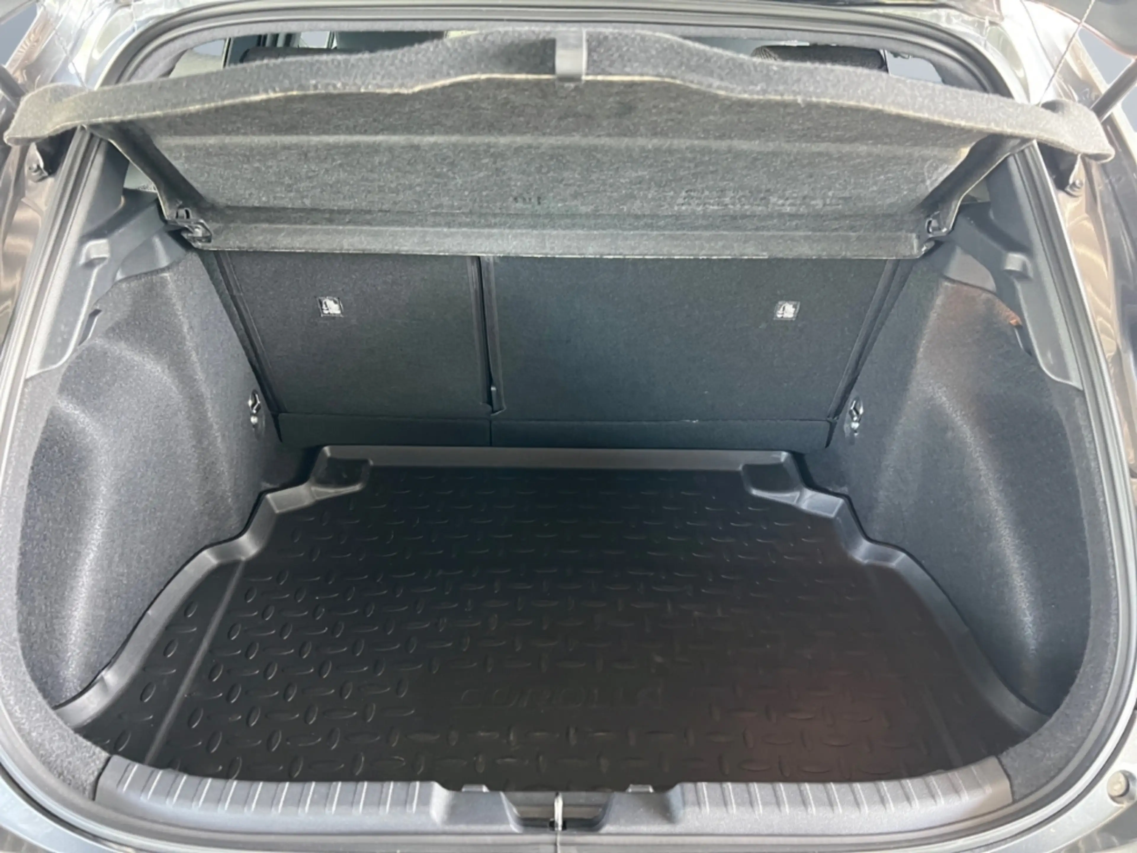 Toyota Corolla 1.8 Hybrid Teamplayer *LED*ACC*RCam*SHZ* — photo 15