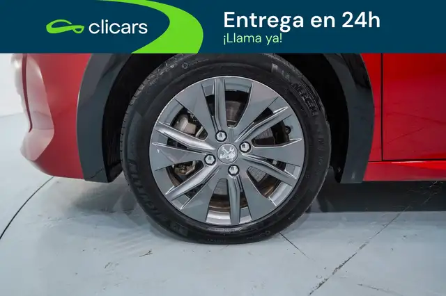 Peugeot 208 view 11