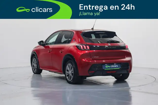 Peugeot 208 view 9