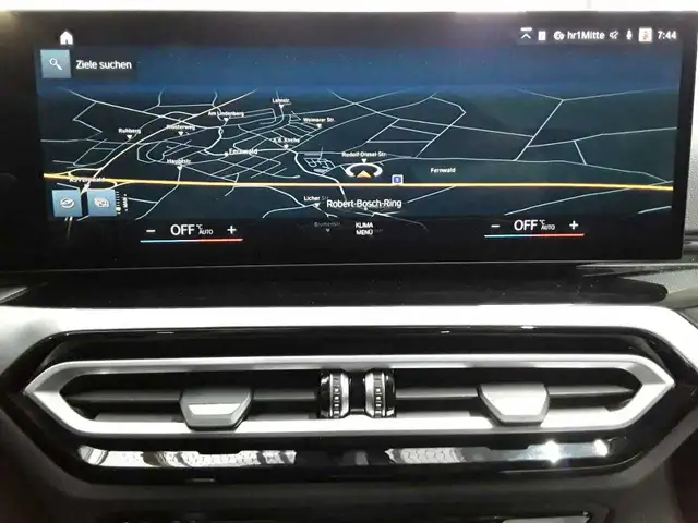 BMW 3 Series view 12