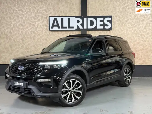 2020 Ford Explorer in Grey for sale