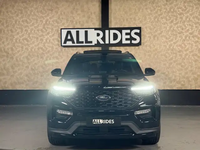Ford Explorer view 8