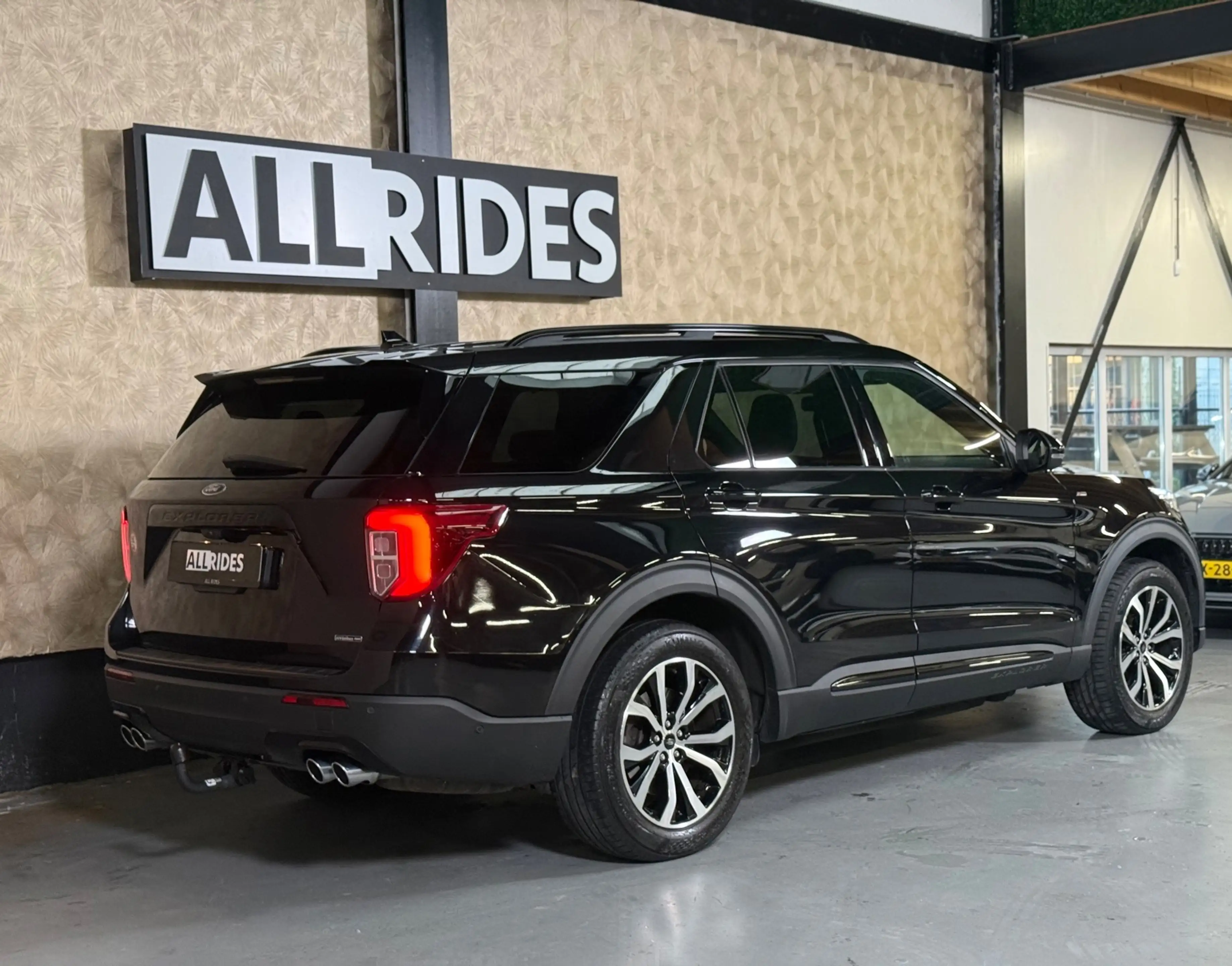 Ford Explorer 3.0 V6 EcoBoost PHEV ST-Line | Pano | Carplay | St — photo 9