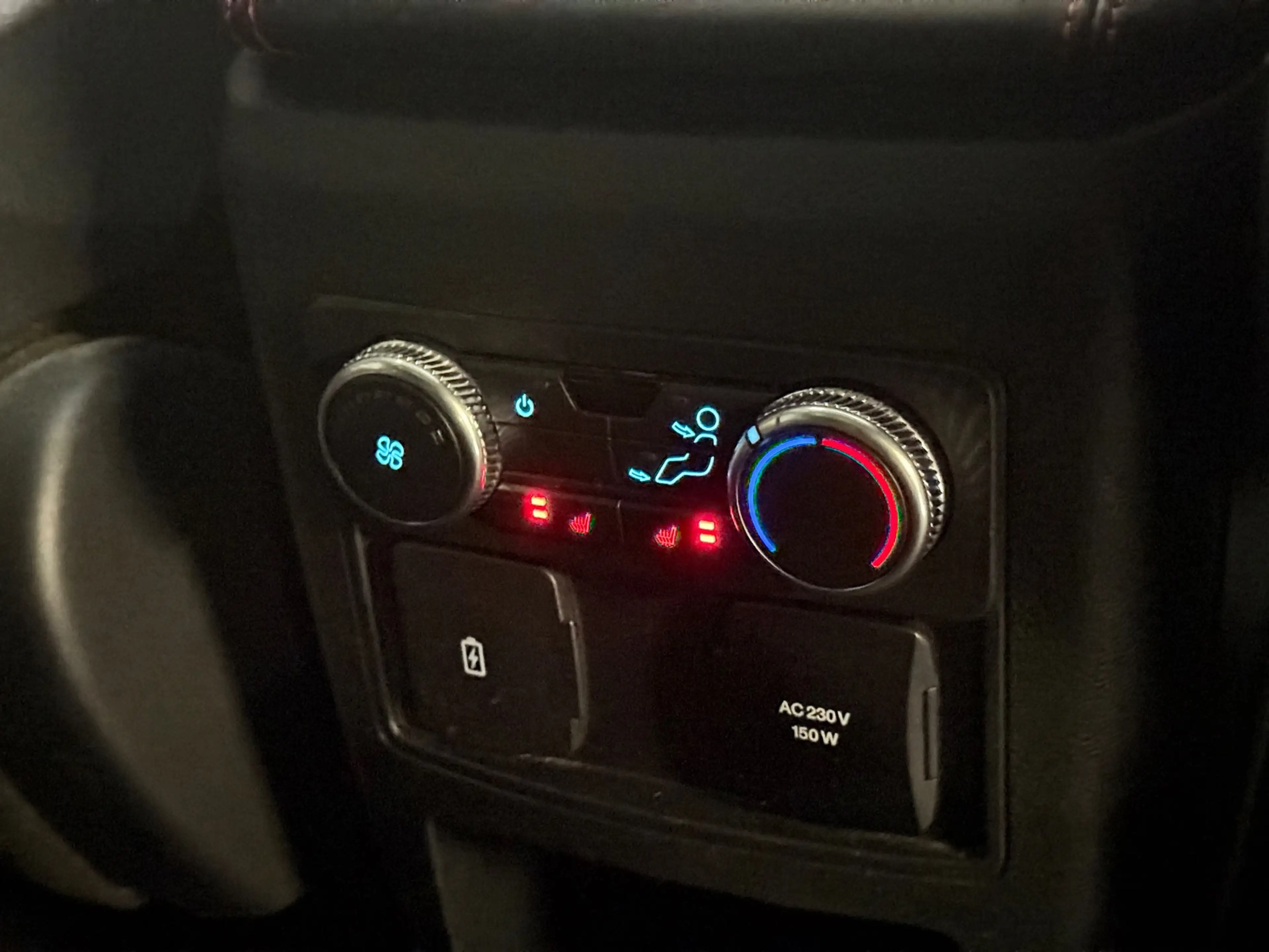 Ford Explorer 3.0 V6 EcoBoost PHEV ST-Line | Pano | Carplay | St — photo 14