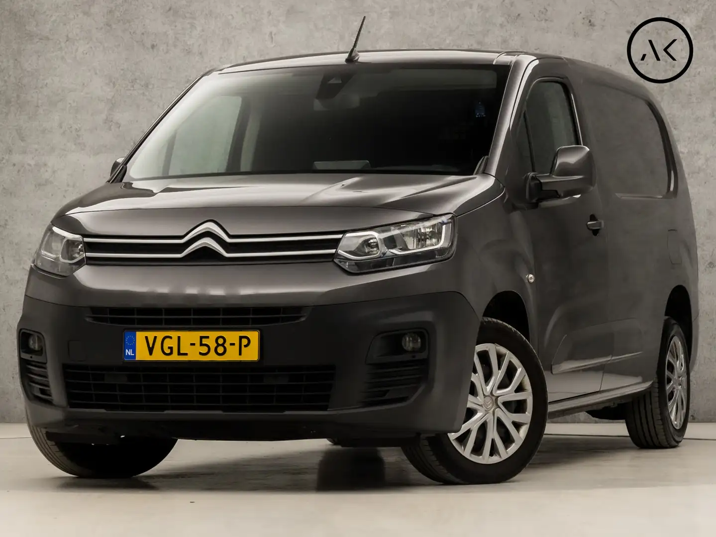 Citroen Berlingo 1.5 BlueHDI Club XL Automaat (MARGE, GROOT NAVI, A Grijs - 1