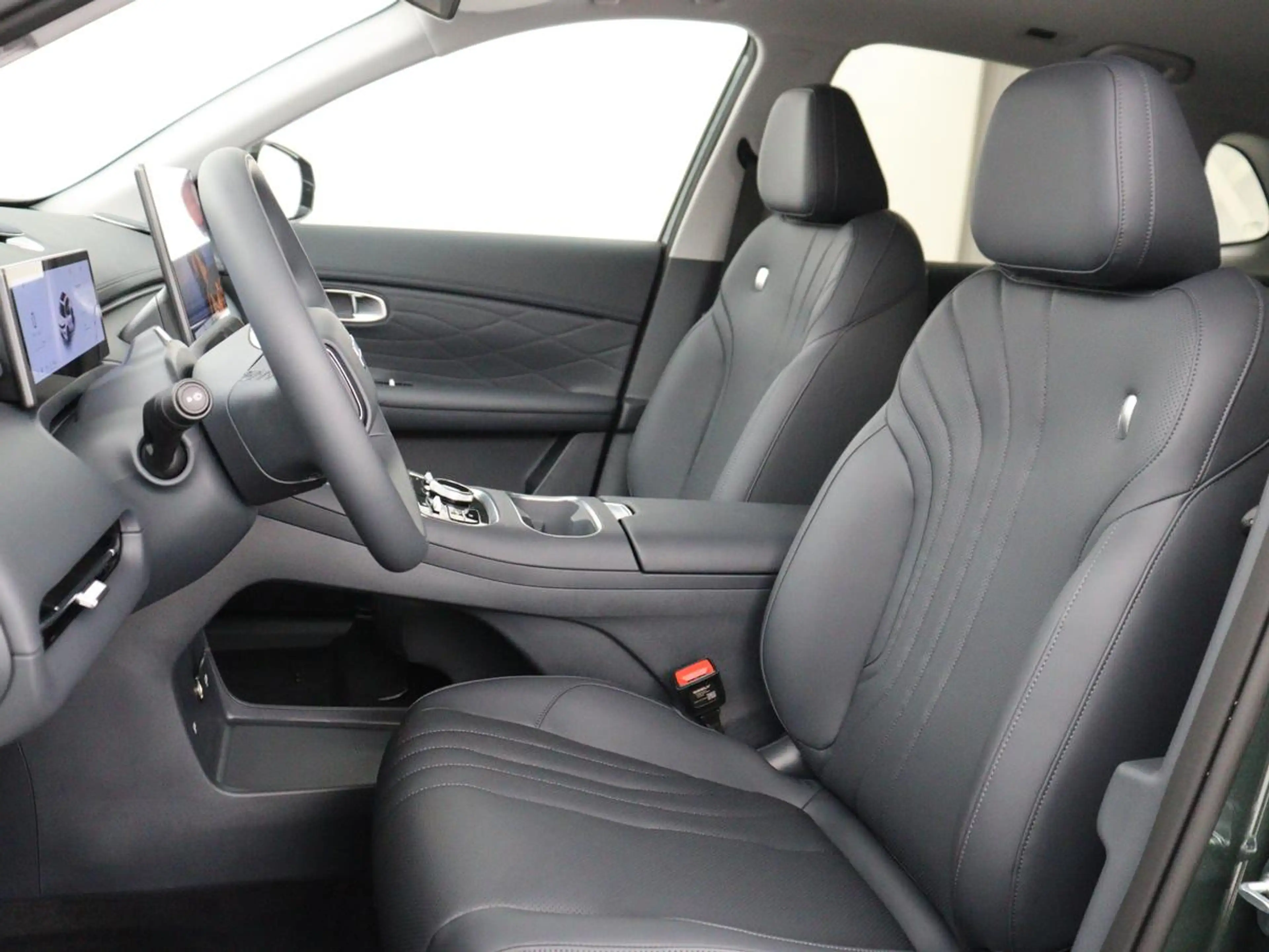 Geely Starray EM-i 1.5 Pro | Leder | Adaptive cruise | 360 camera | C — photo 5
