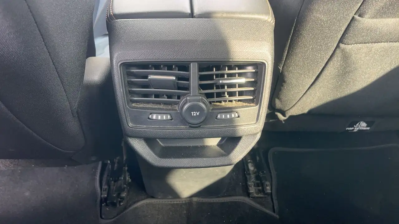 Peugeot 3008 3008 — photo 23