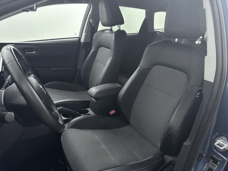 Toyota Auris 1.8 Hybrid Lease Pro | Stoelverwarming | Parkeerca — photo 13