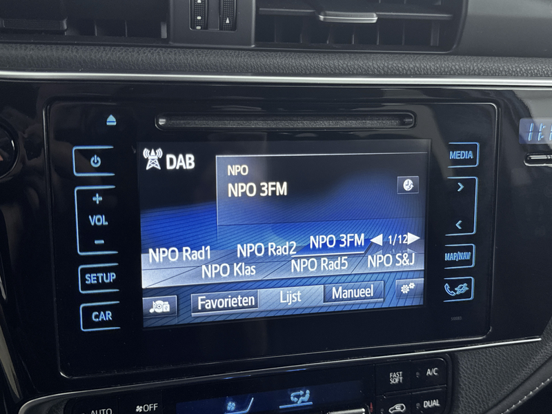 Toyota Auris 1.8 Hybrid Lease Pro | Stoelverwarming | Parkeerca — photo 6