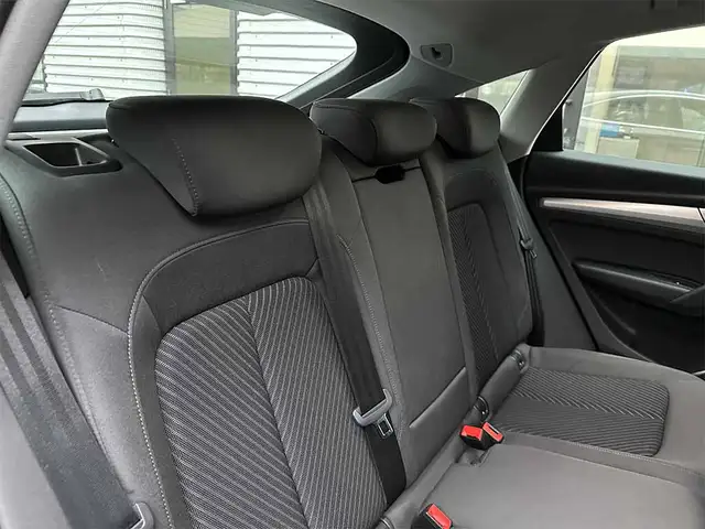 Audi Q5 view 24