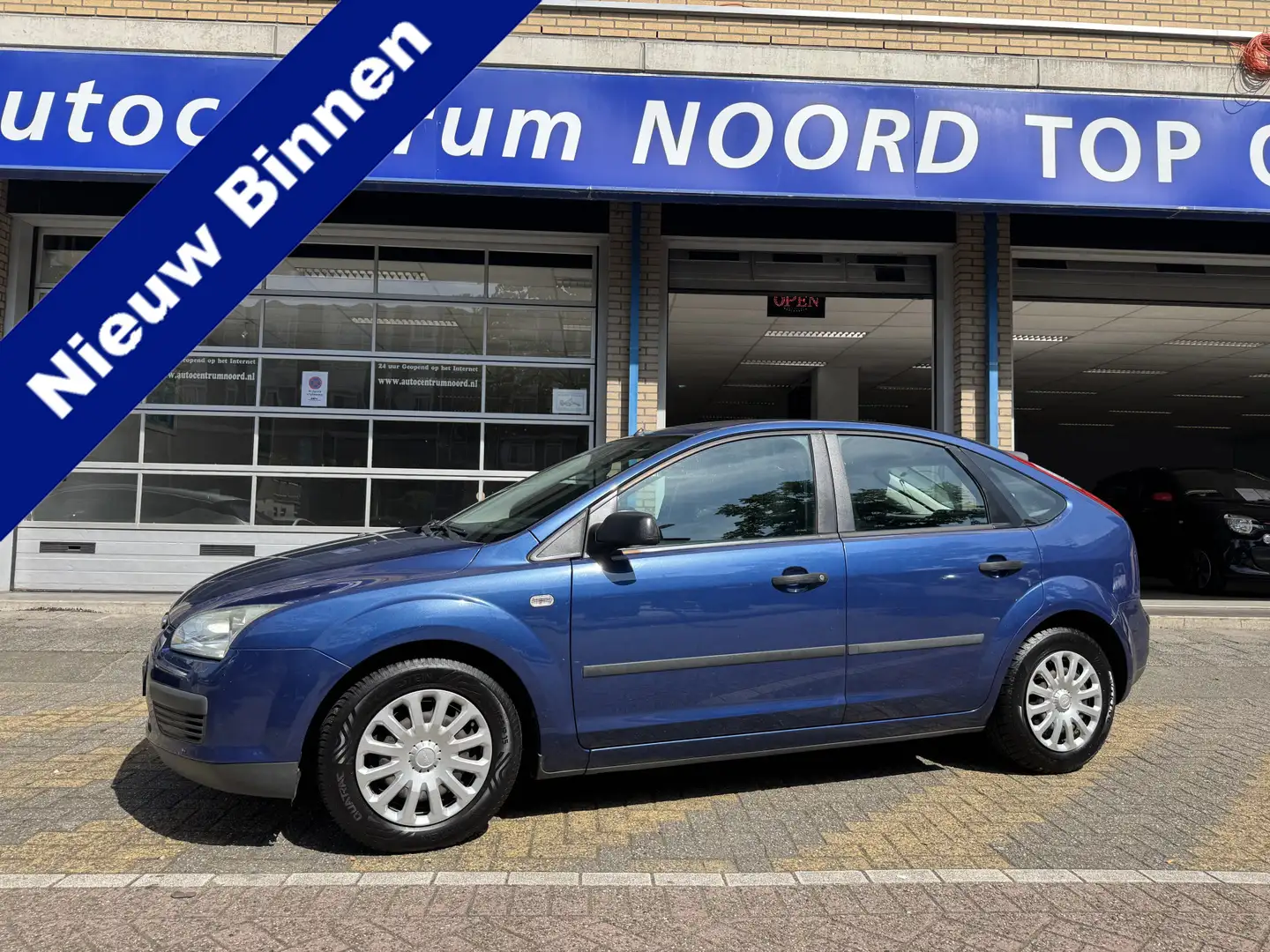 Ford Focus 1.4-16V Ambiente | Airco | Elektrische ramen | DB- Blauw - 1