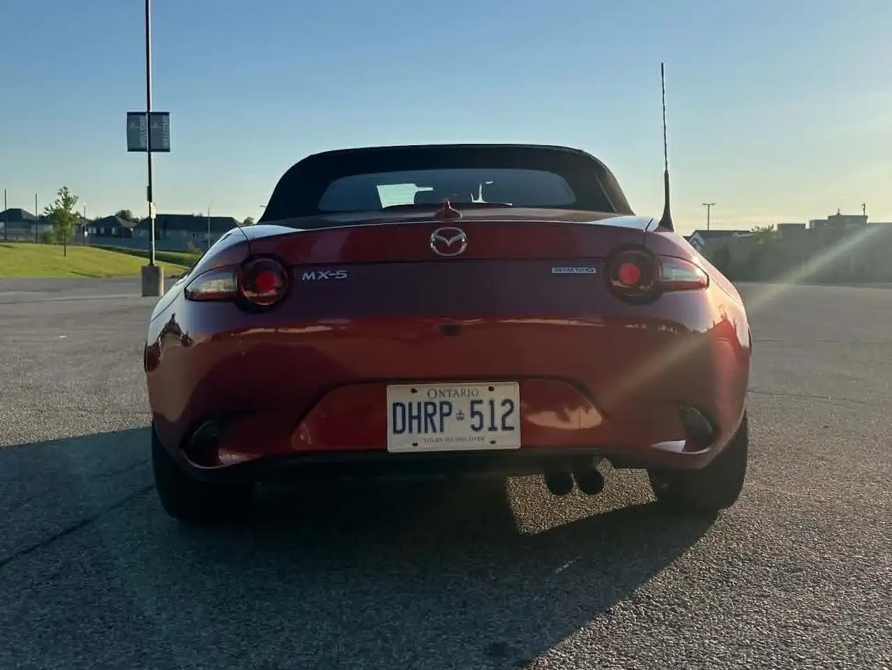 Mazda MX-5 Miata photo Mazda MX-5 Miata
