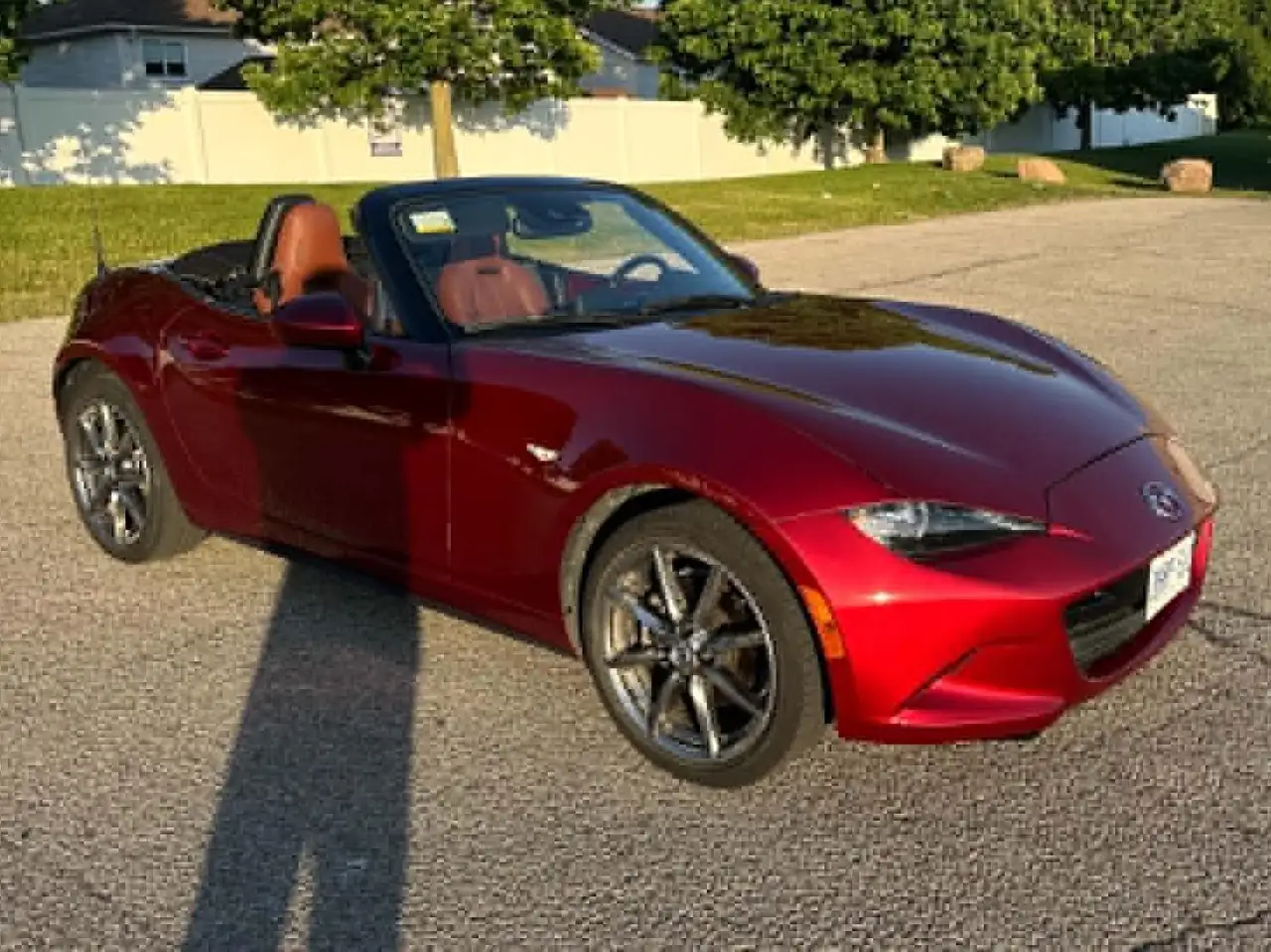 Mazda MX-5 Miata photo Mazda MX-5 Miata