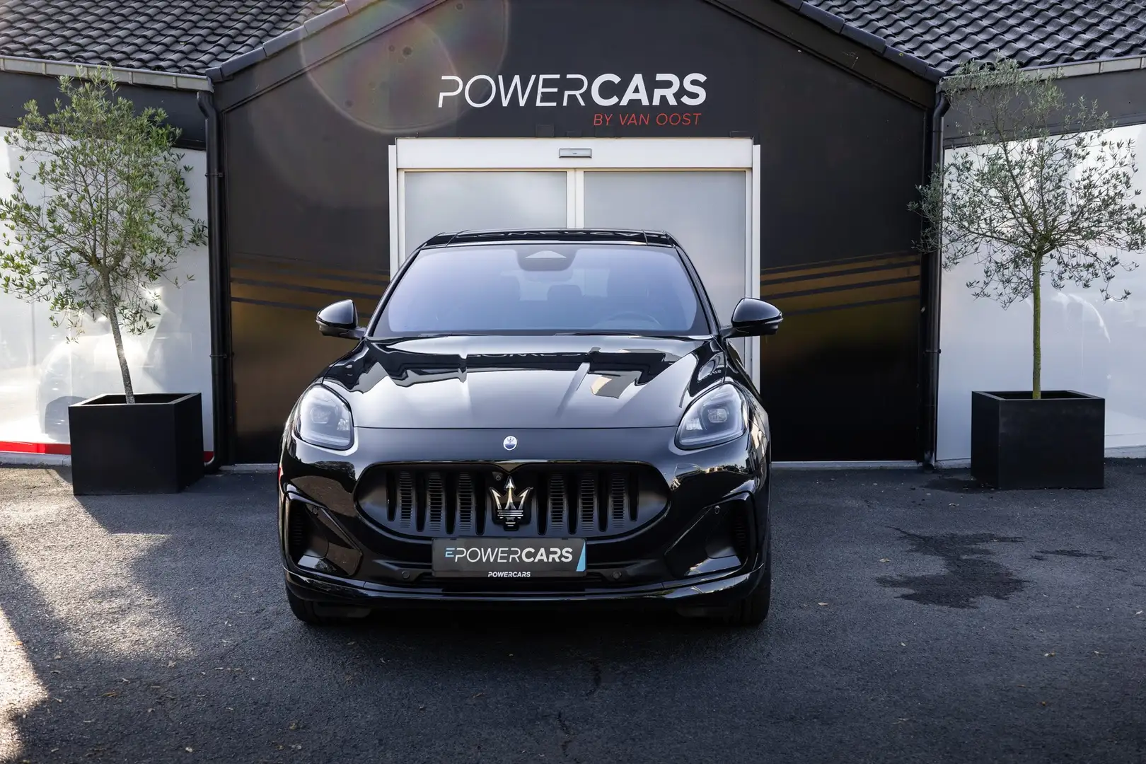 Maserati Grecale FOLGORE | 105 kWh | -20%! | PANO | 360 | HUD Nero - 2