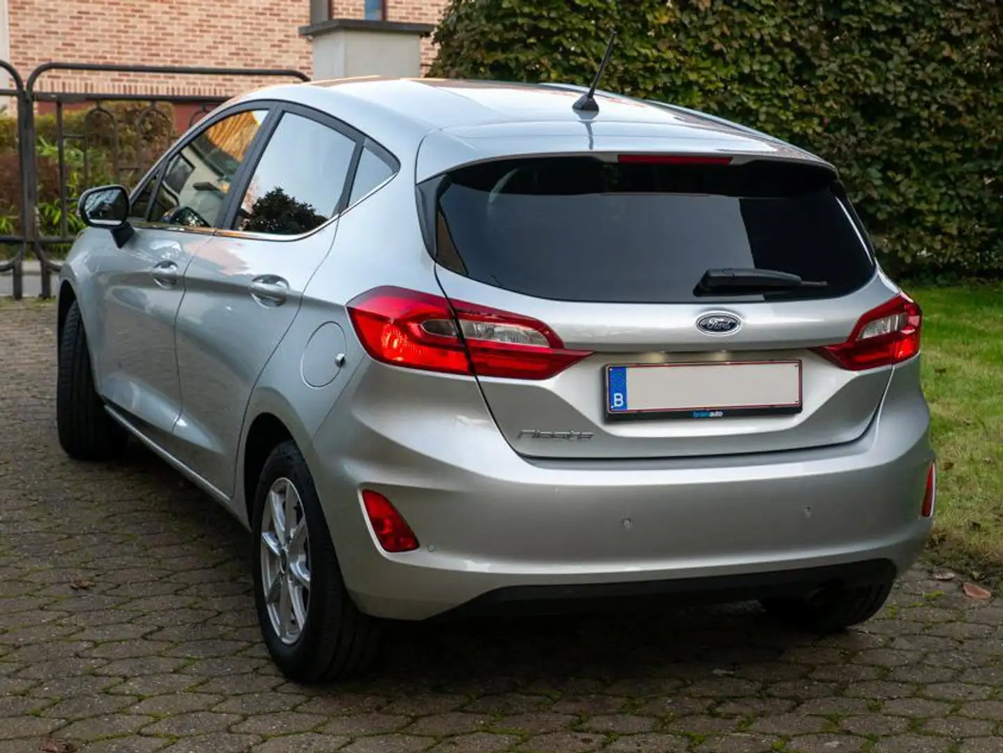 Ford Fiesta Fiesta 1.0 EcoBoost Titanium Zilver - 2