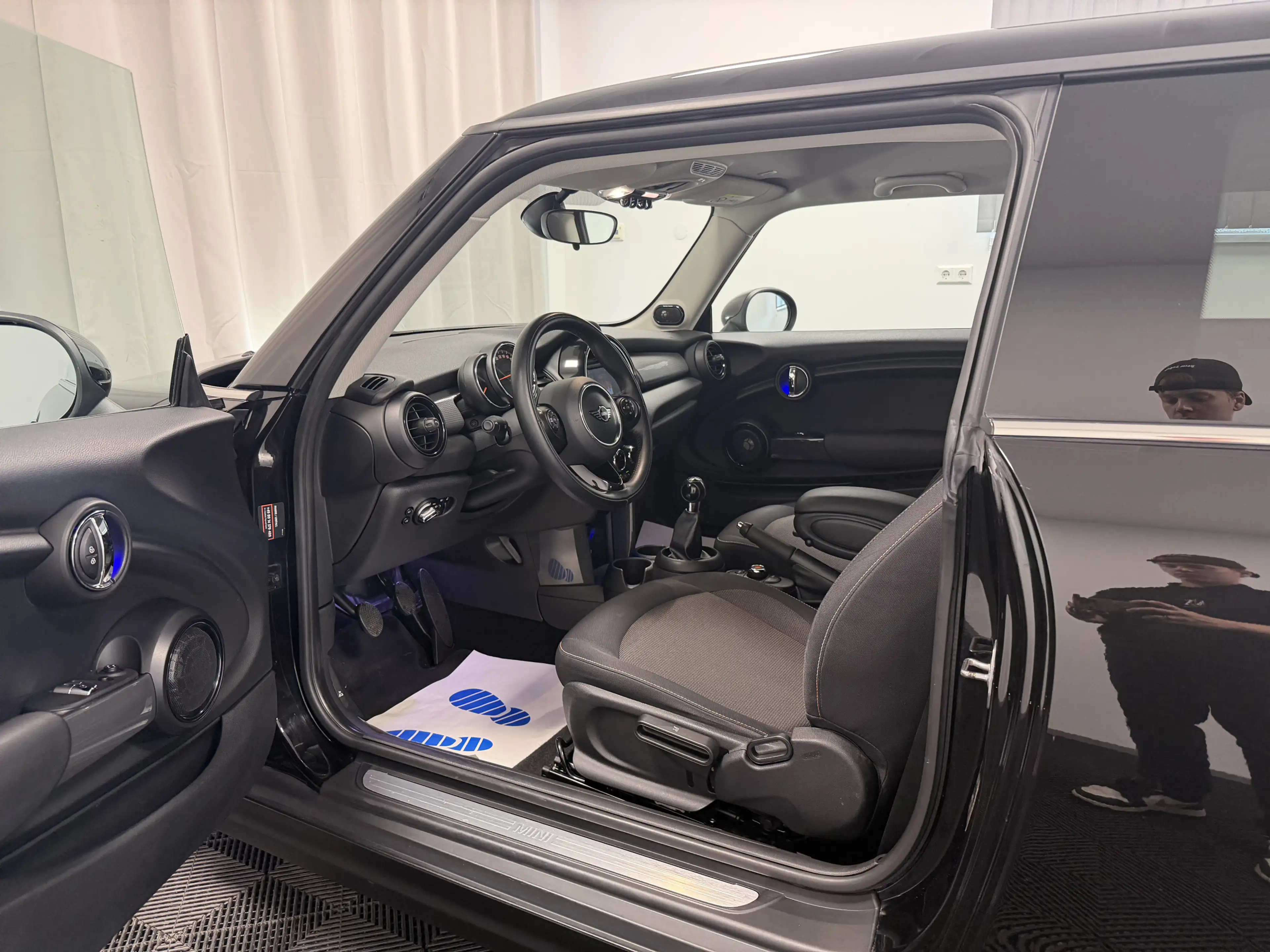 MINI Cooper D Pepper LED Sitzheizung Einparkhilfe HK — photo 9