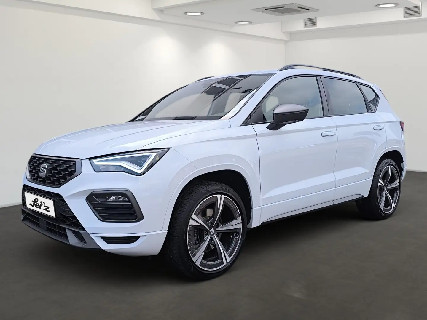 SEAT Ateca 2.0 TDI 4Drive FR *AHK*BEATS*PANO*KAMERA* Weiß - 2