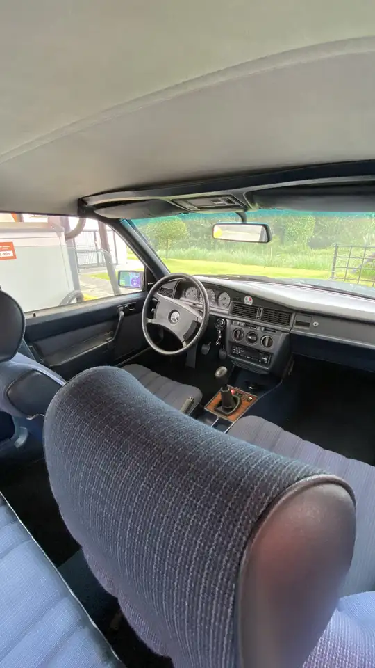 Mercedes-Benz 190D 2.5, foto 2