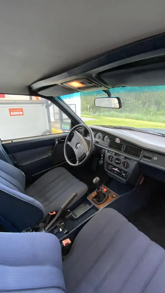 Mercedes-Benz 190D 2.5, foto 4