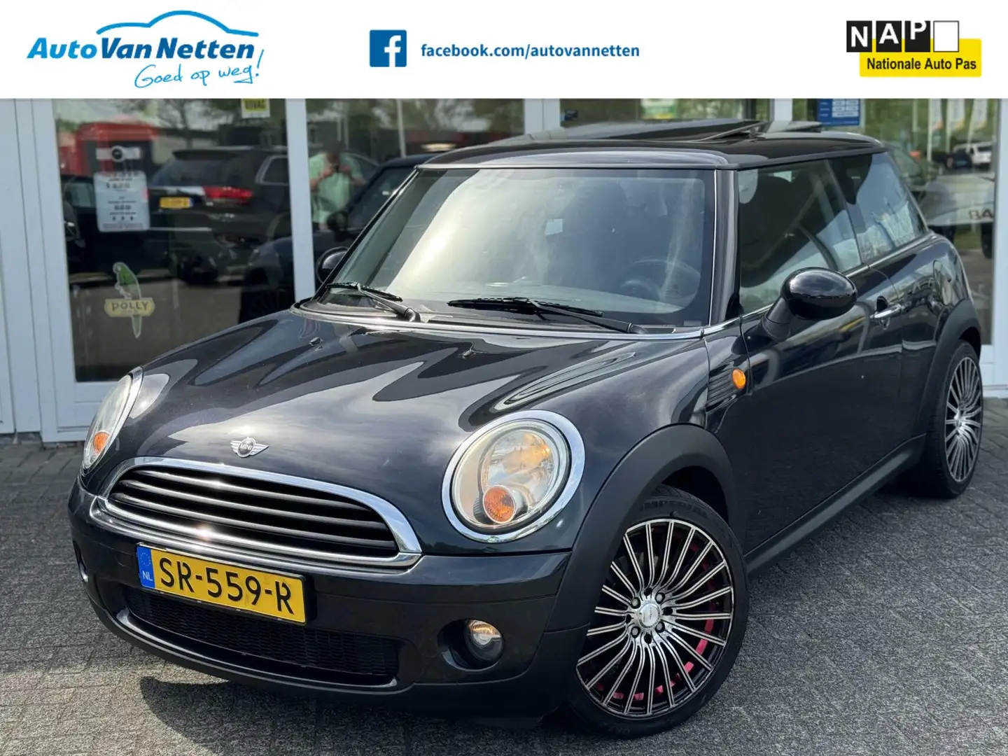 MINI Egyéb Mini 1.4 16v 95pk 6bak,Panodak,Stoelverwarming,17" Fekete - 1
